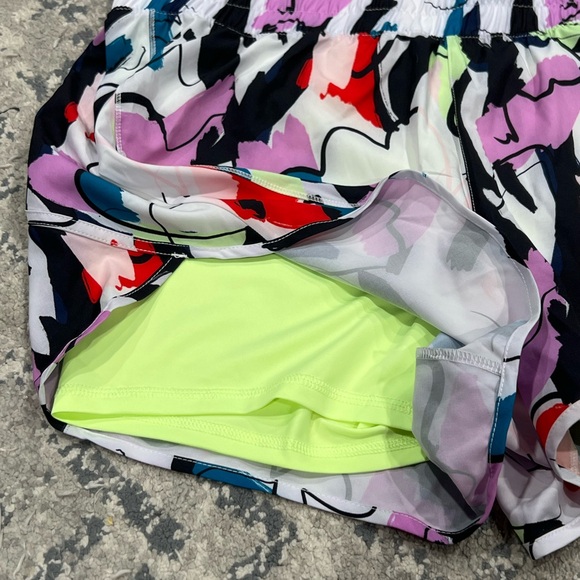 Avia Women's Running Shorts with Bike Liner Scribble Multi-color size Large NWT - Picture 3 of 6